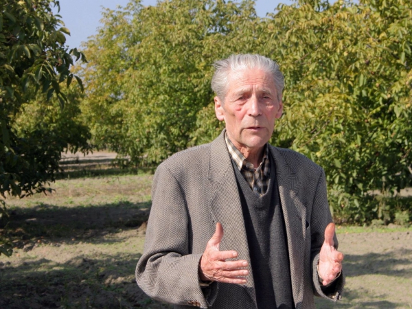 Elhunyt Dr. Szentiványi Péter diónemesítő
