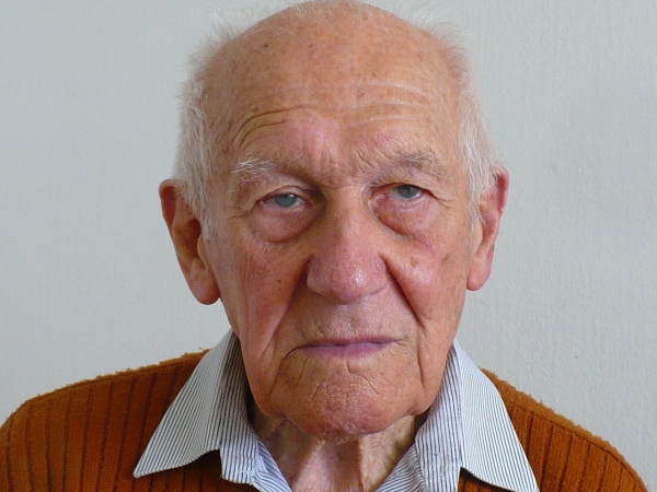 Elhunyt Gyulavári Oszkár